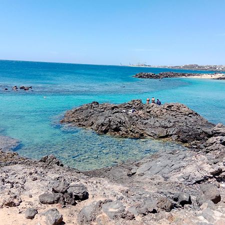 Blue Ocean Apartment Costa Teguise Bagian luar foto