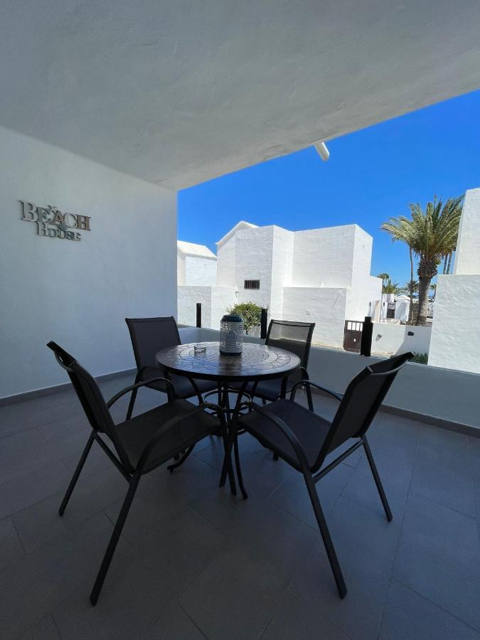 Blue Ocean Apartment Costa Teguise Bagian luar foto